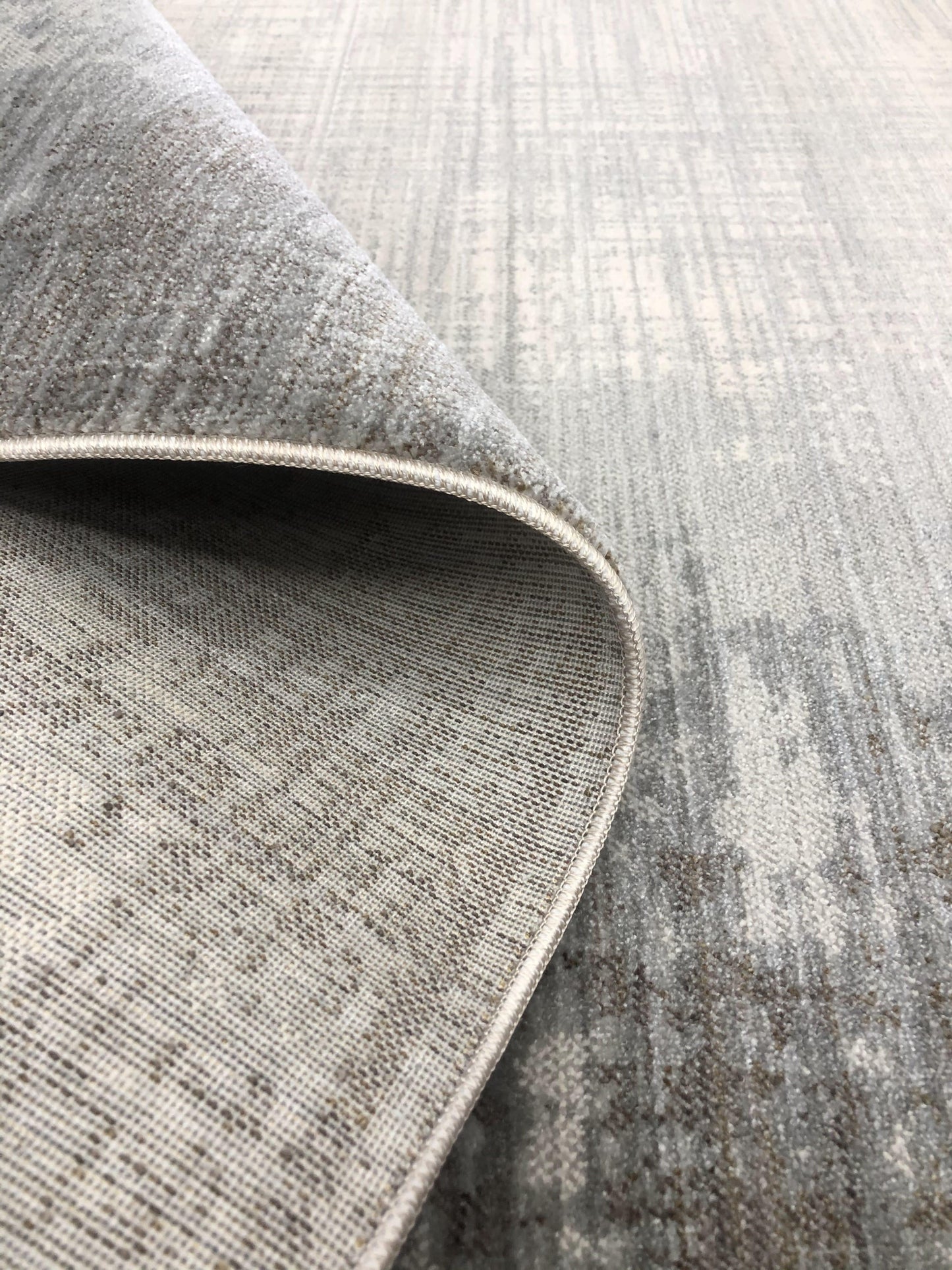Deborah Decorative Rug - 4' X 6'