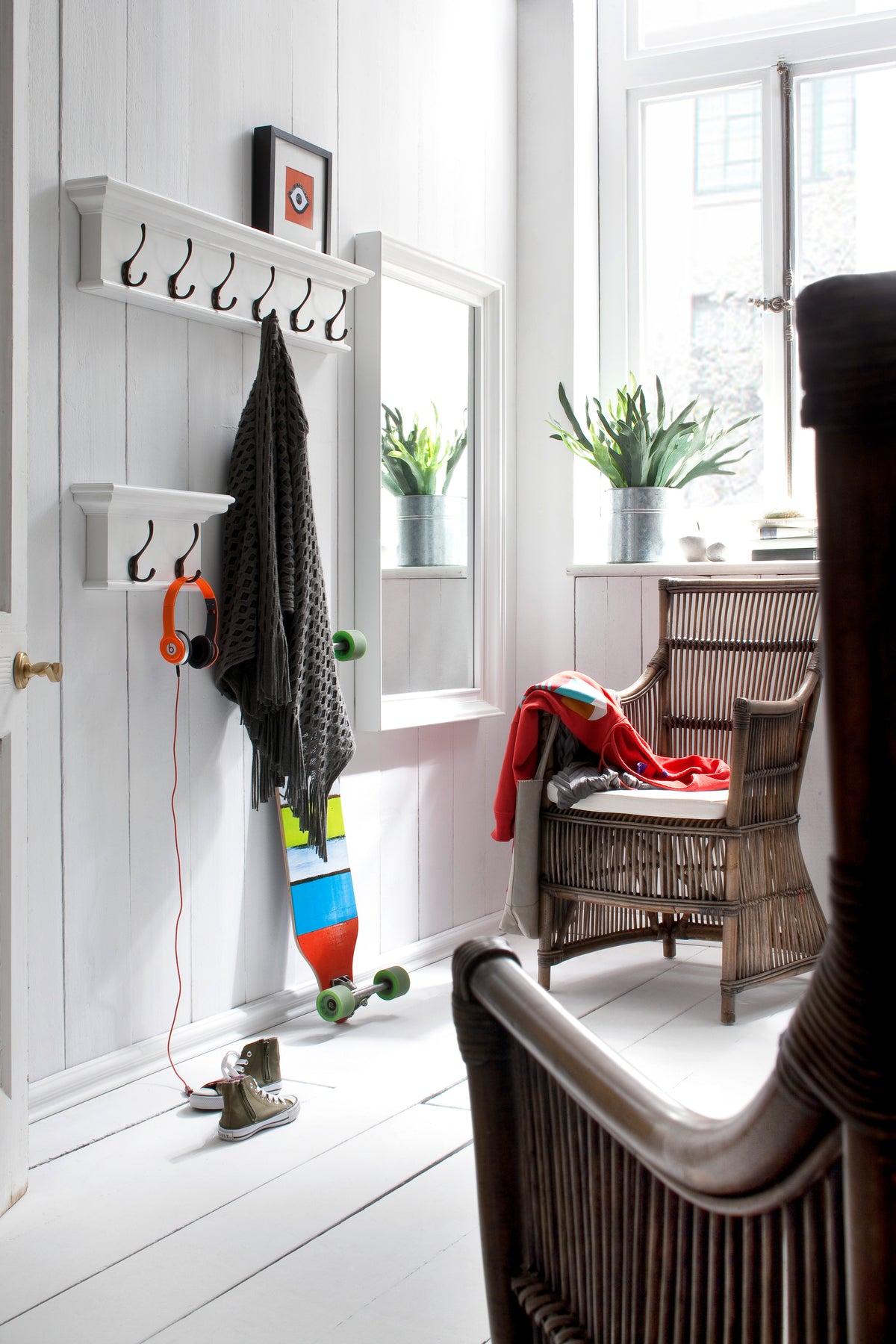 6 Hook Coat Rack
