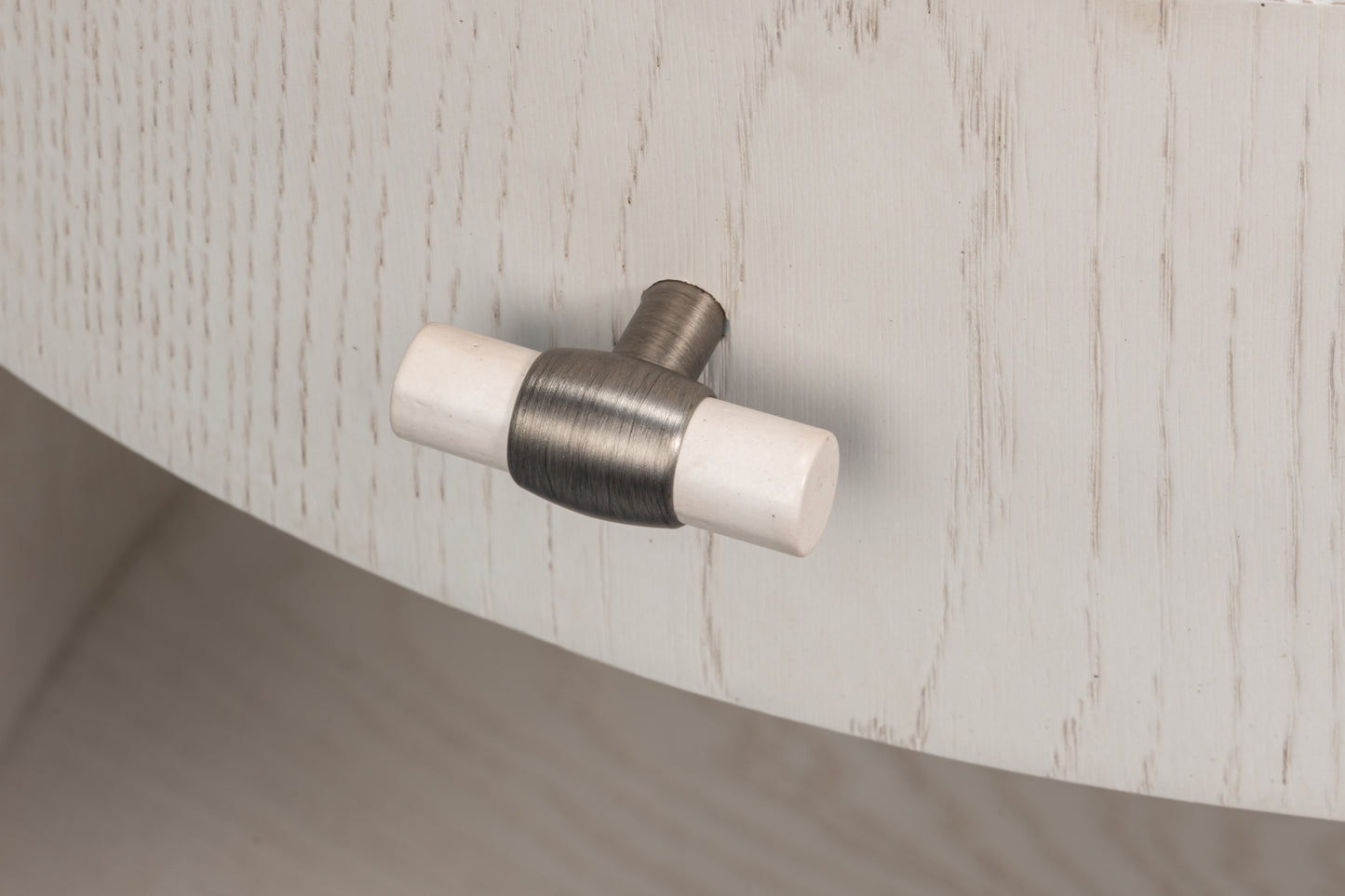 VERO SIDE TABLE, ASHWOOD