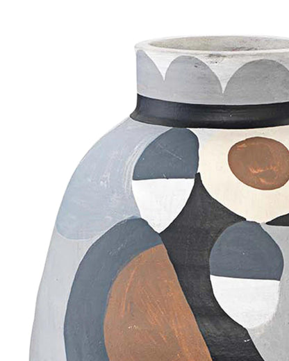 Pablo Vase, Medium