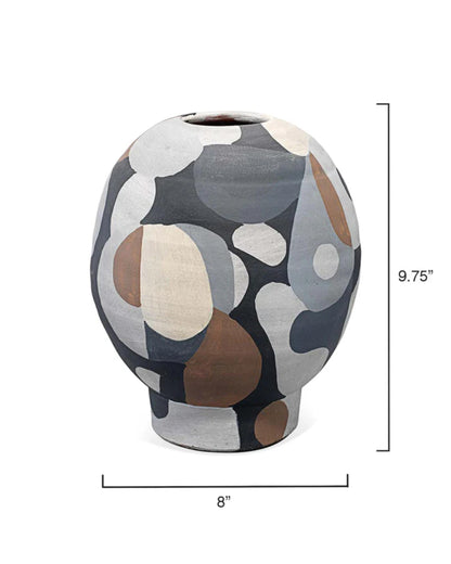 Pablo Vase, Short