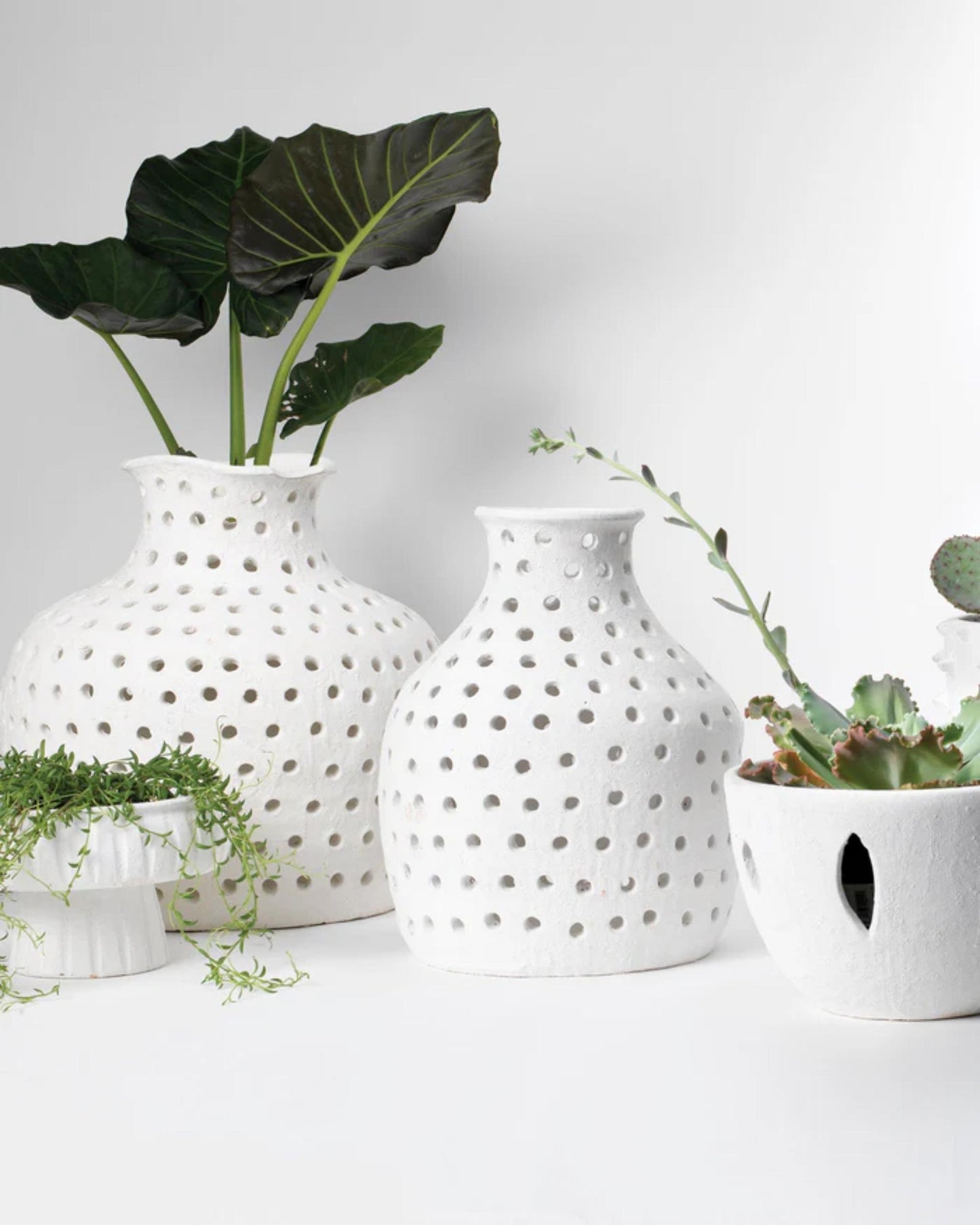 Porous Vase, Small -ST