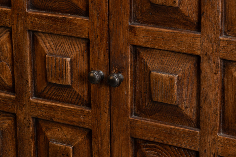 Alkazar Cabinet