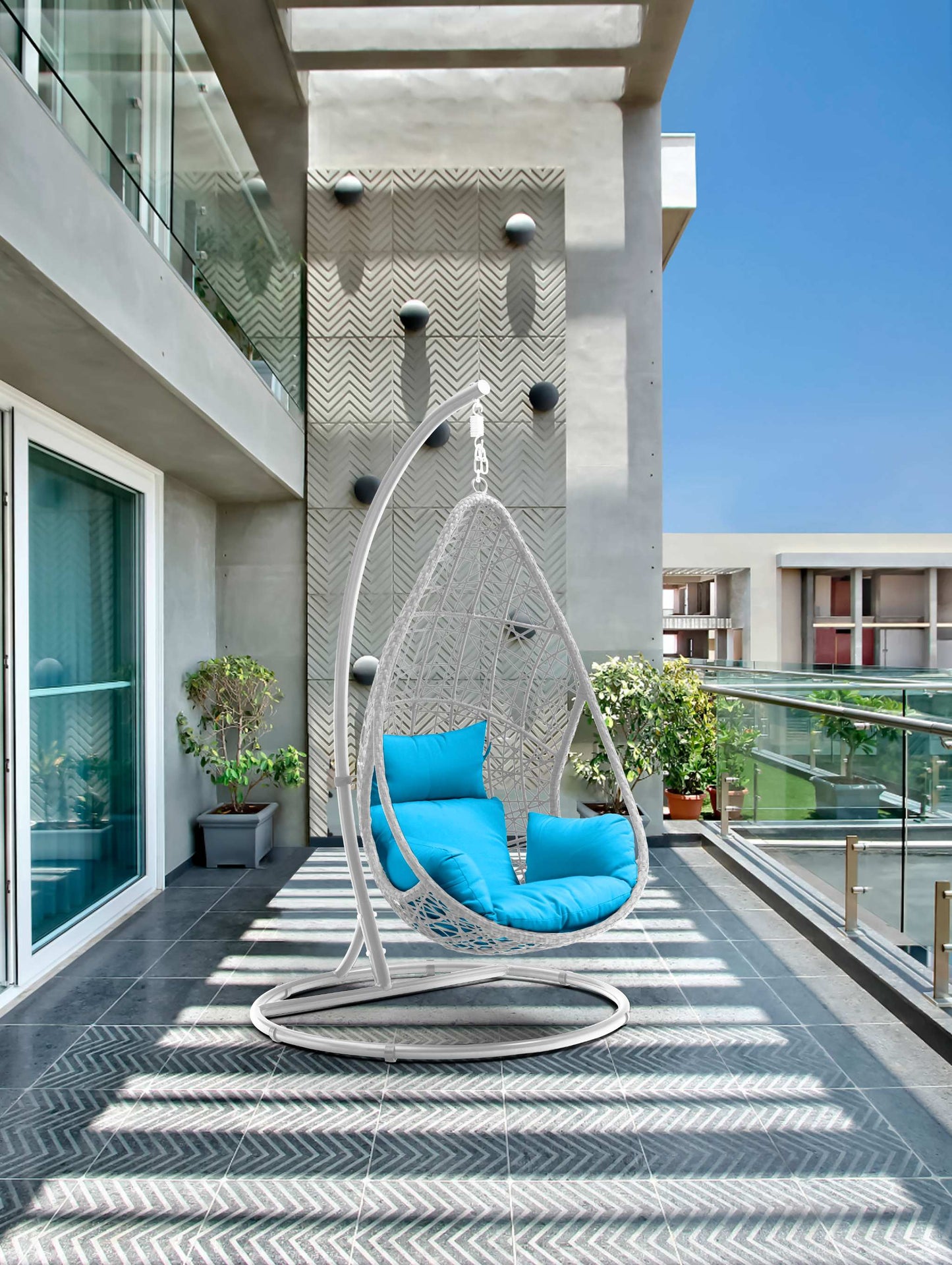 Bravo Outdoor Egg Chair - White/Blue