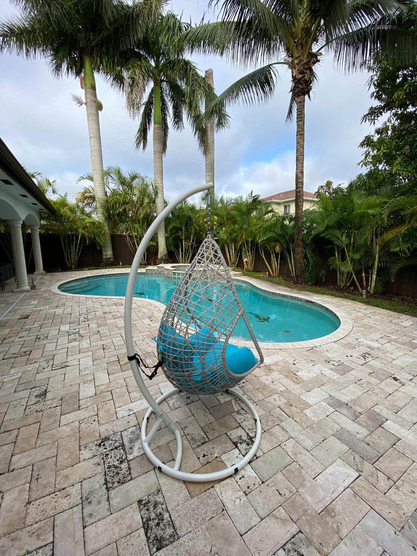 Bravo Outdoor Egg Chair - White/Blue