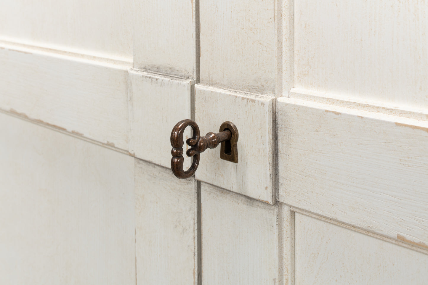 Luciana Wood Doors Buffet - White/Grey