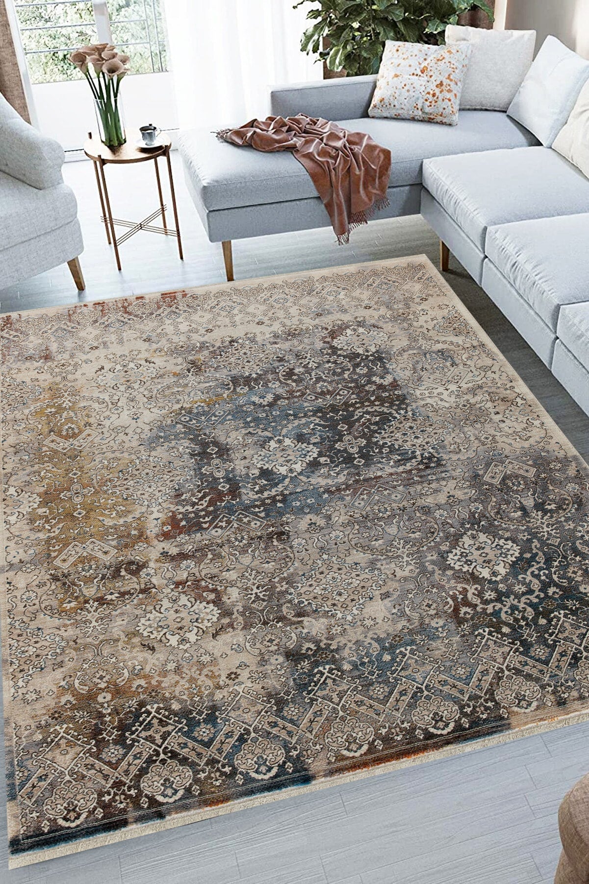 Amanda Decorative Rug - 4' x 6'