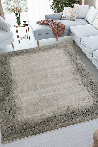 Ada Decorative Rug - 5' x 8