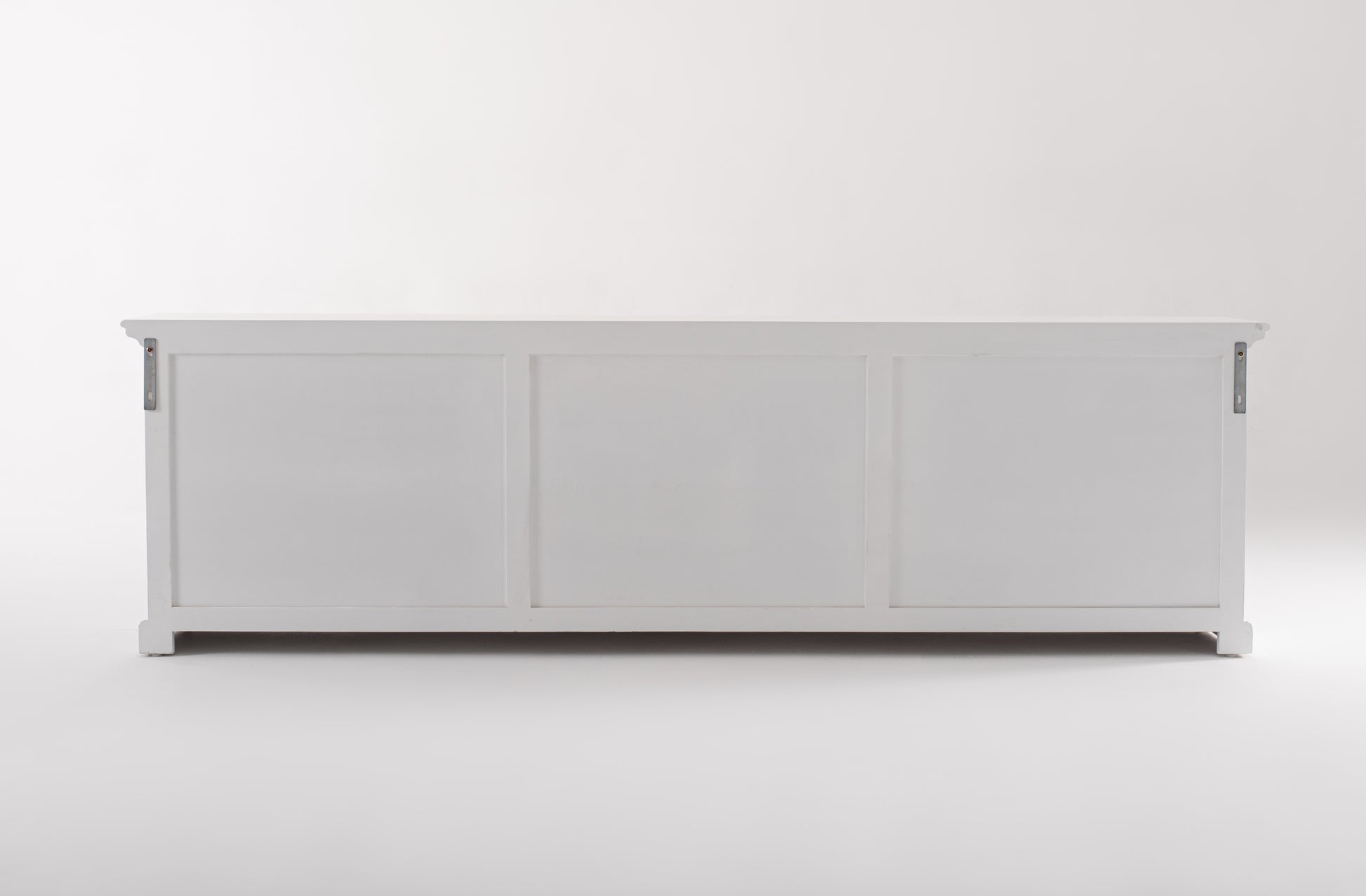 Triple-Bay Hutch Unit