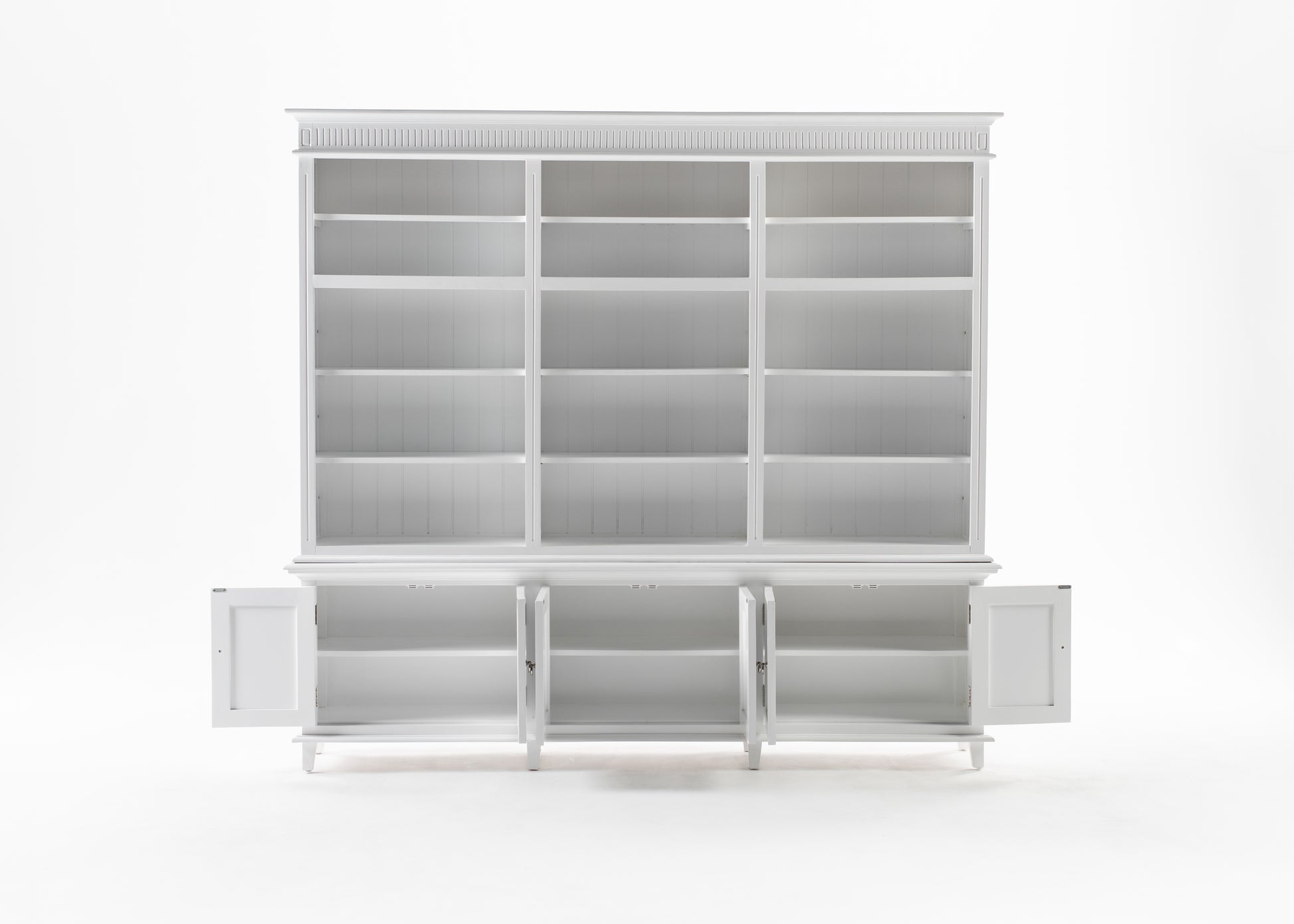 Triple-Bay Hutch Unit