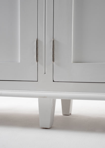 Triple-Bay Hutch Unit