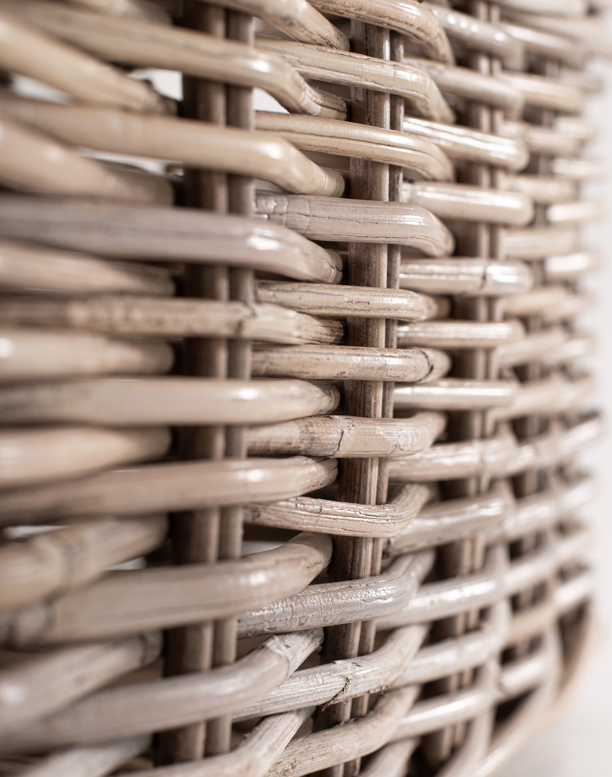 Buffet with 6 Baskets