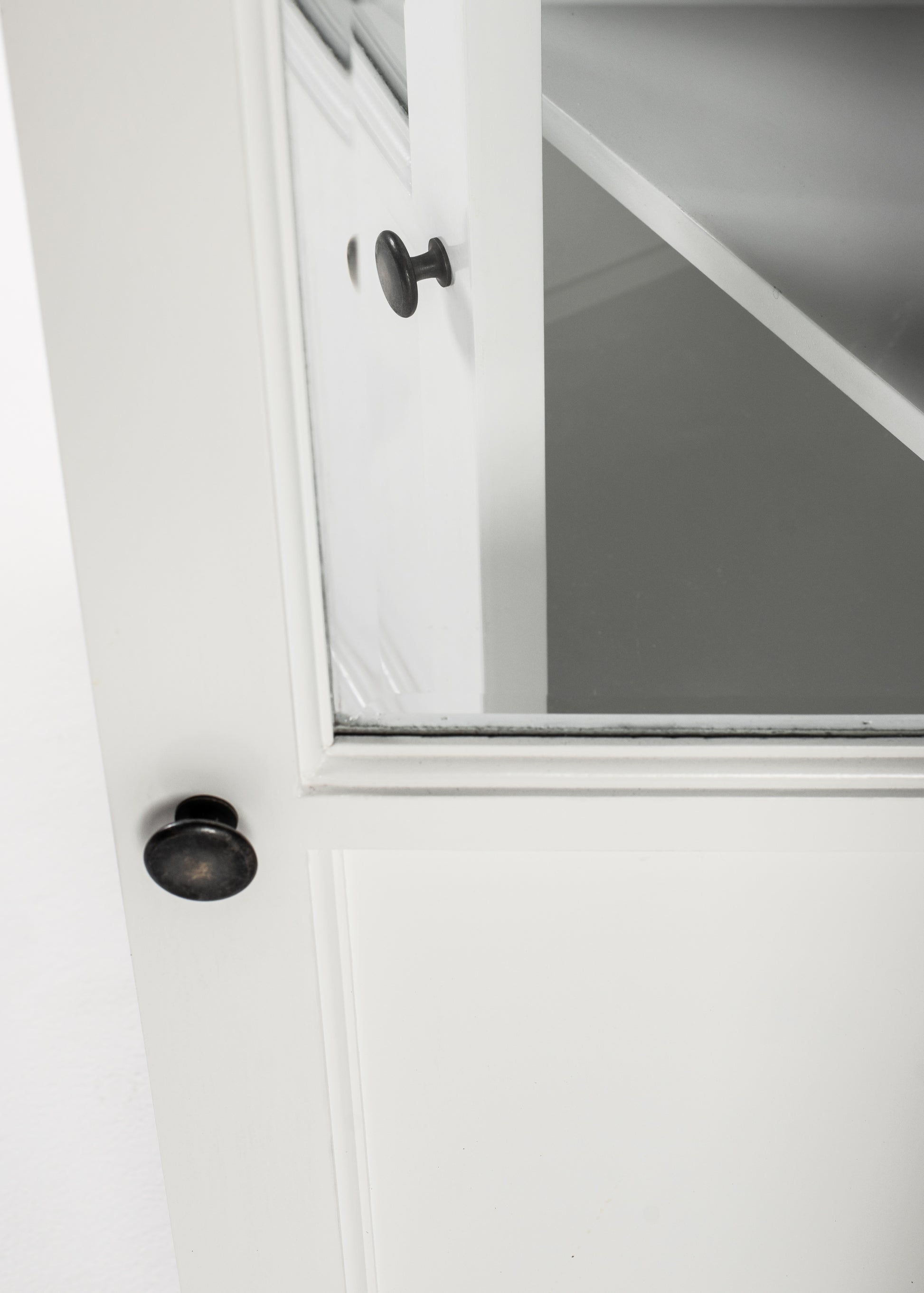 Buffet with 4 Glass Doors