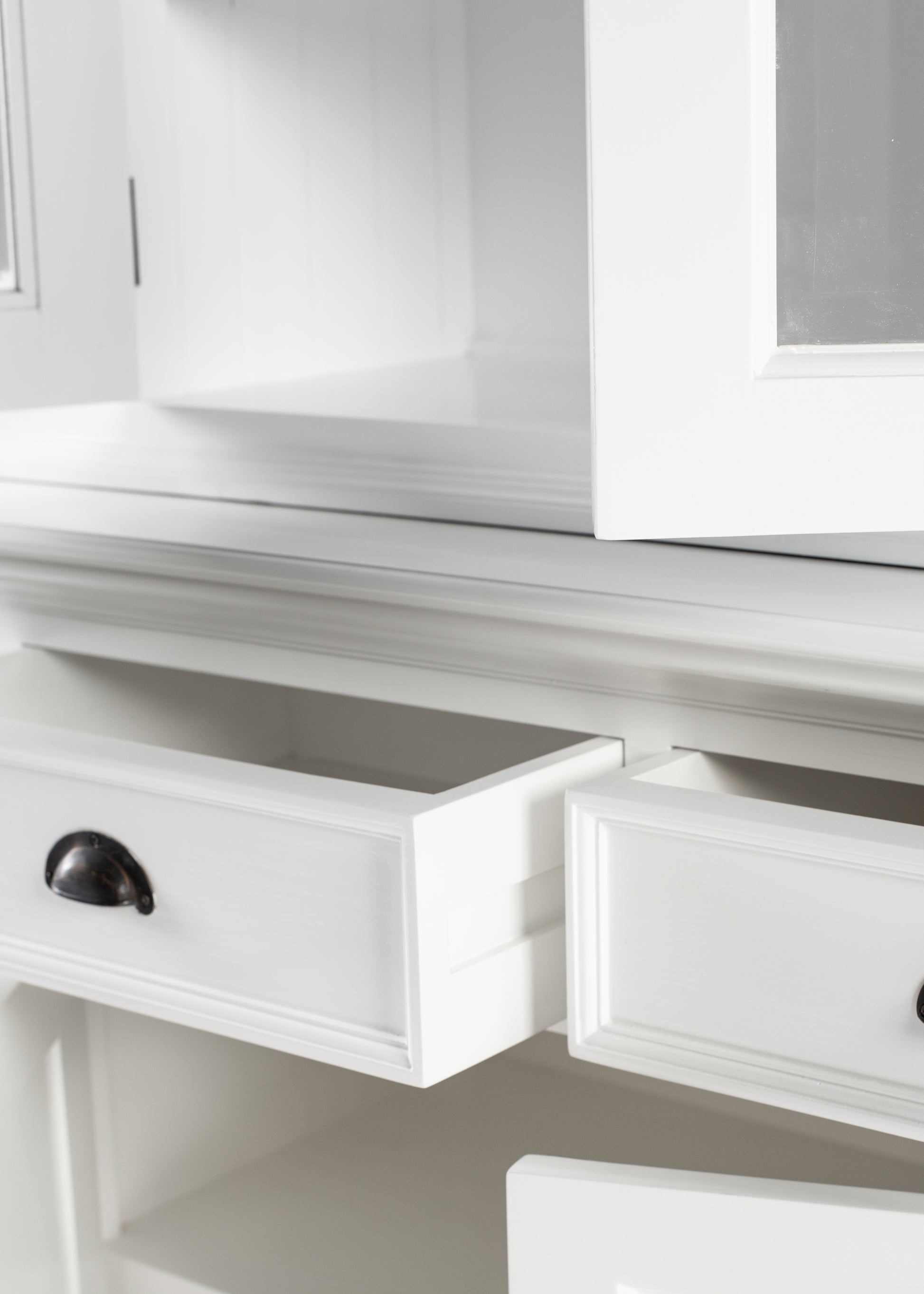 Buffet Hutch Unit with 4 Glass Doors