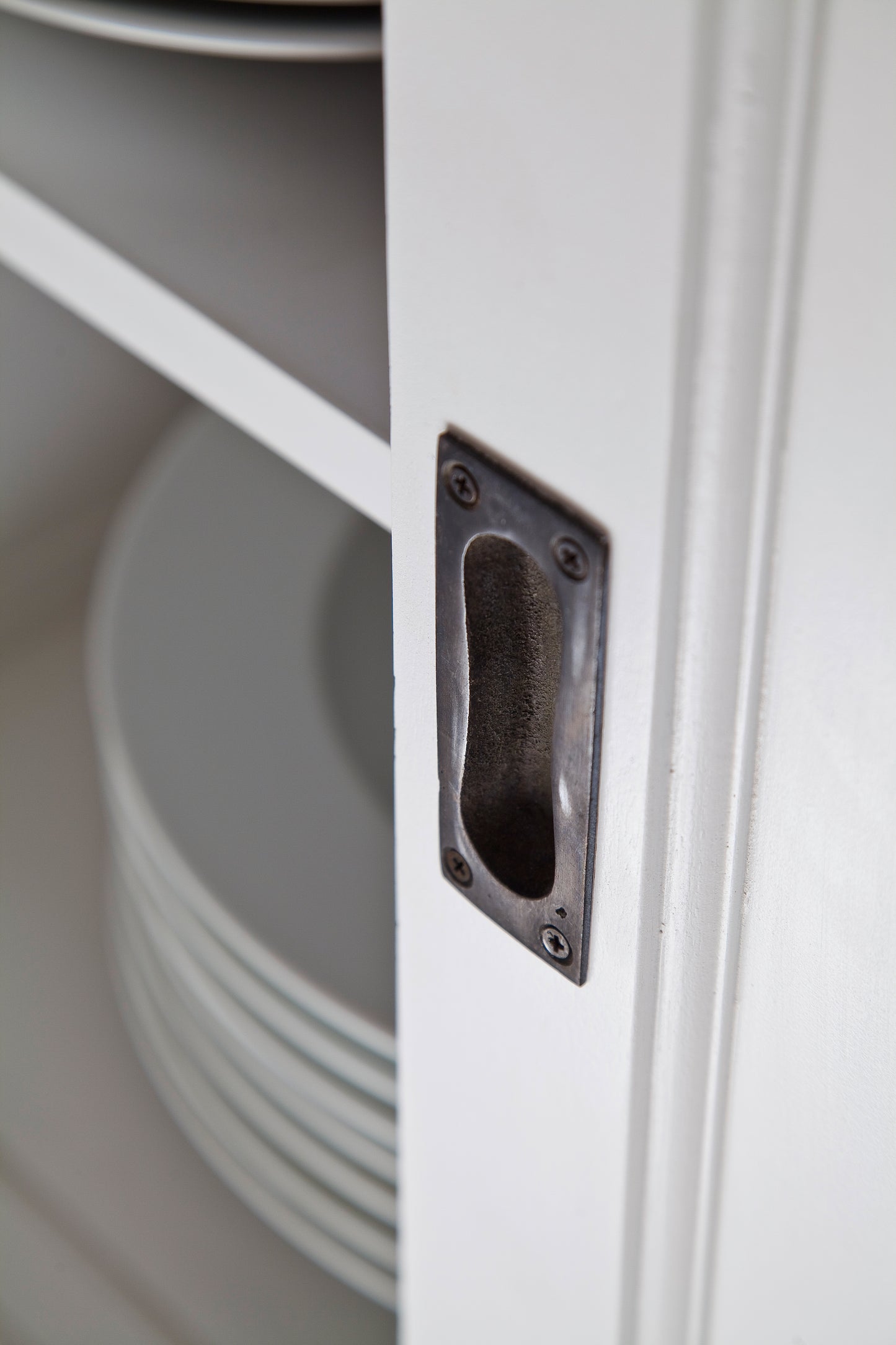 Buffet with Sliding Doors