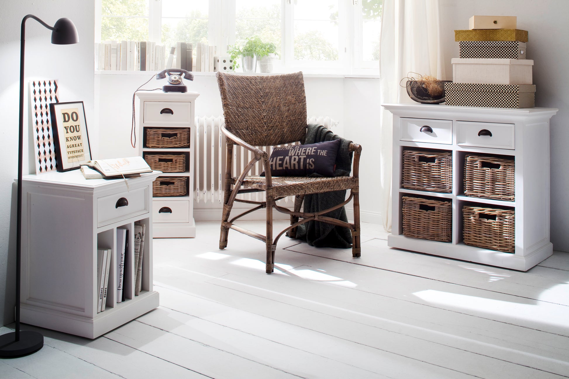 Medium Buffet with Basket Set