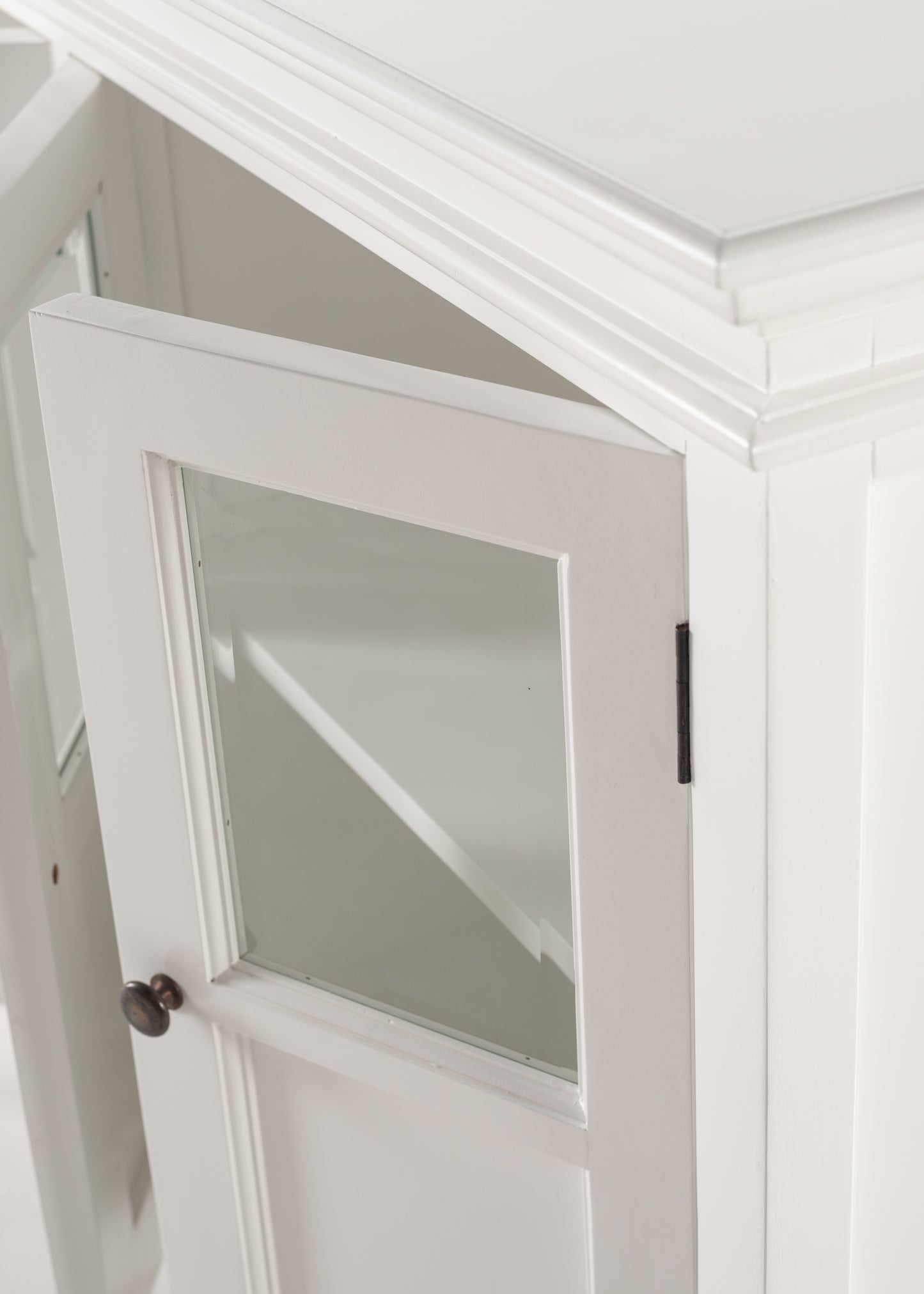 Buffet with 4 Glass Doors