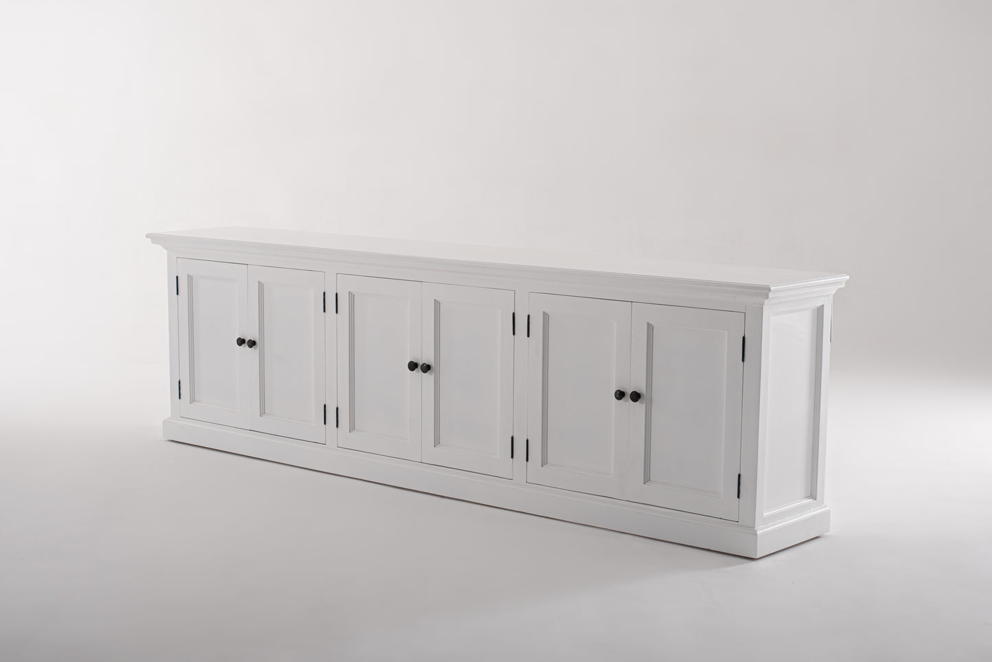 Triple-Bay Hutch Unit