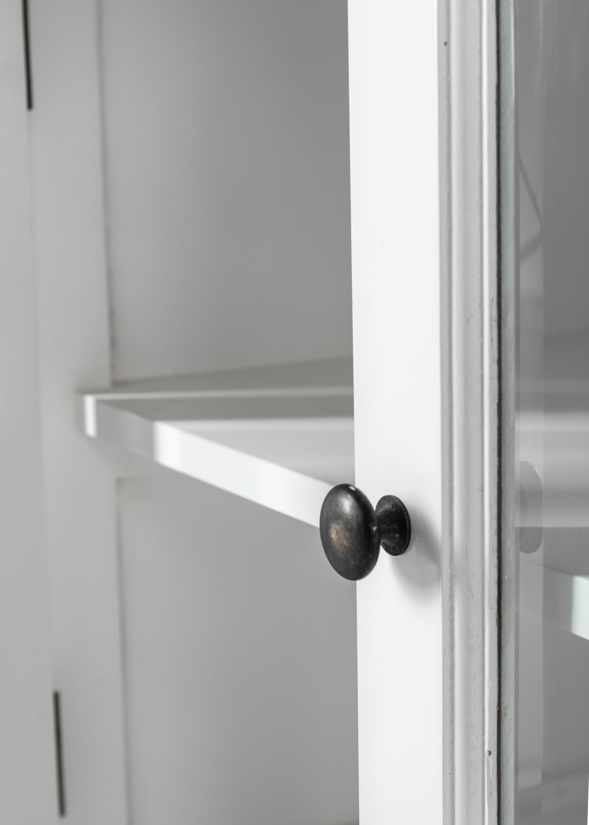 Buffet with 4 Glass Doors 3 Drawers