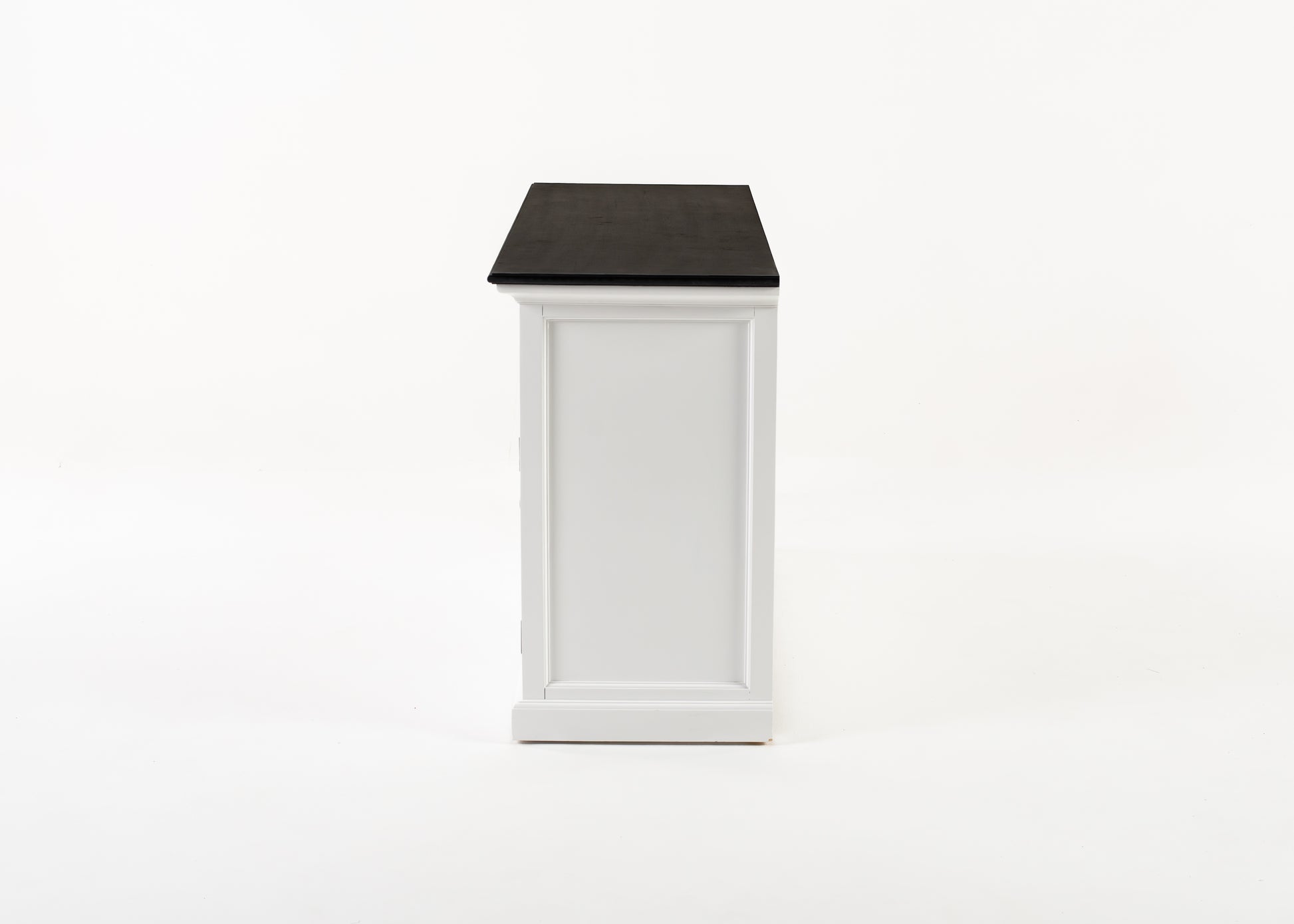 Buffet with 4 Doors 3 Drawers