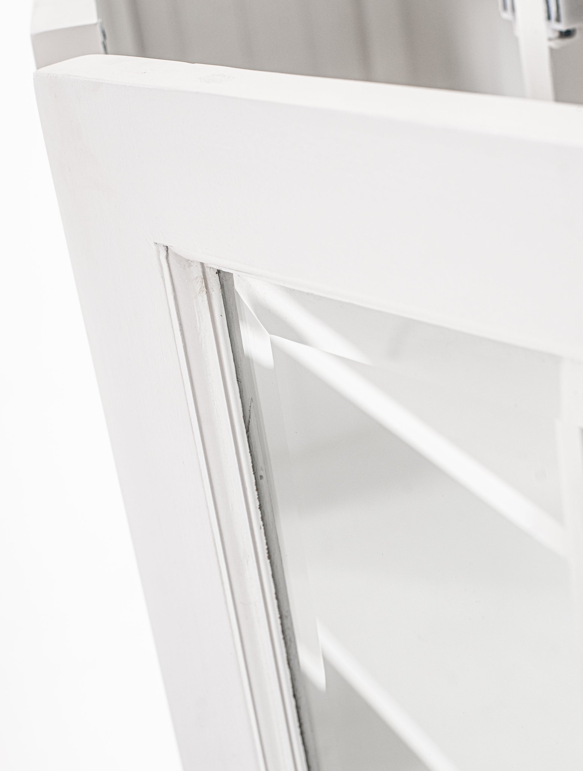 Glass-Display Hutch Unit