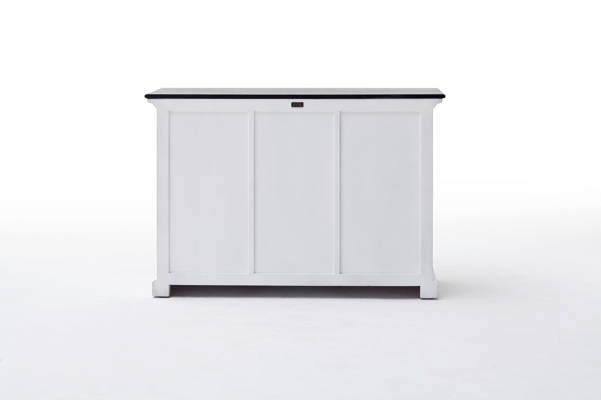 Buffet with 2 Baskets