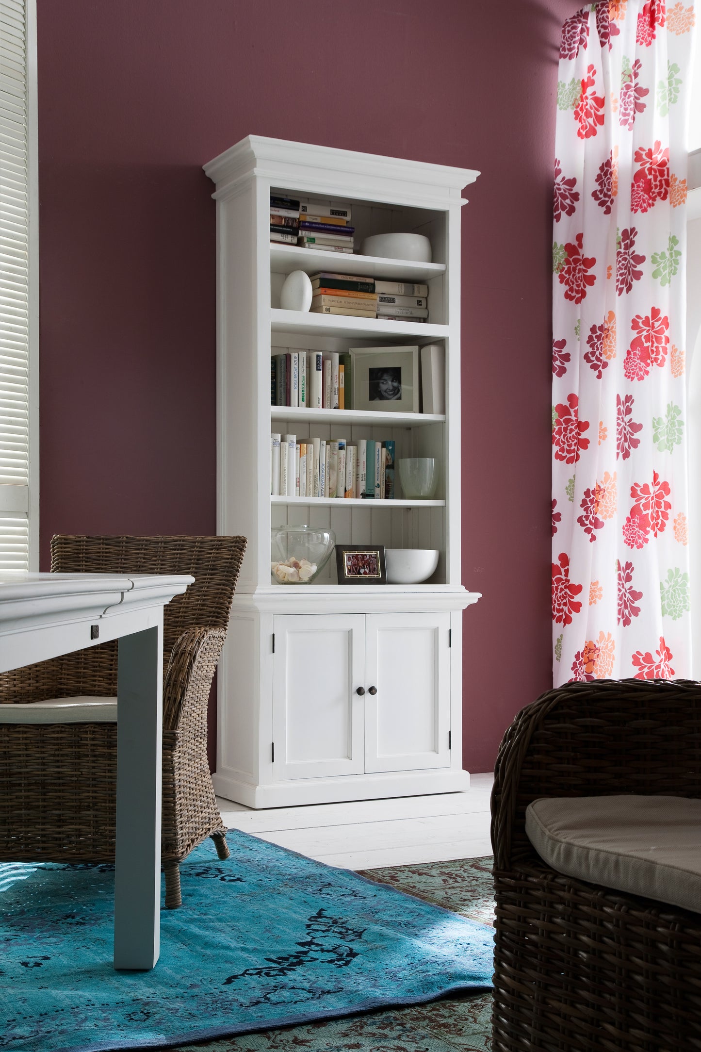 Single-Bay Hutch Unit