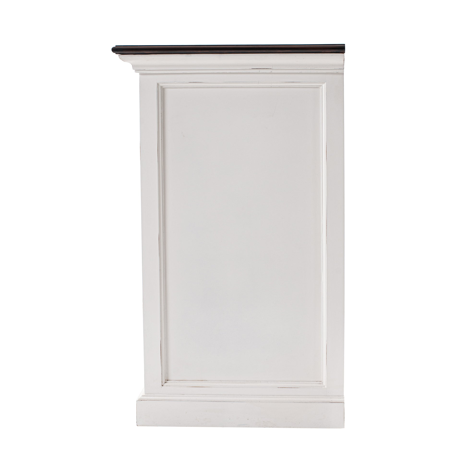 Buffet with 4 Baskets