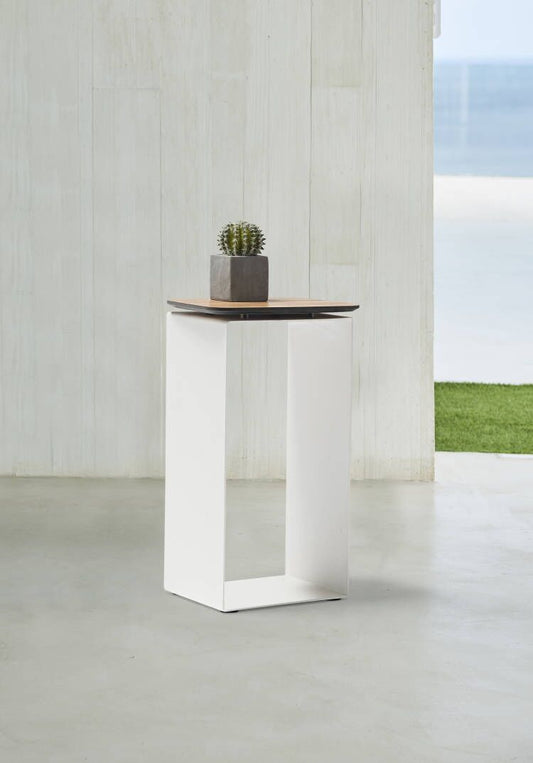 Petunia Outdoor Side Table